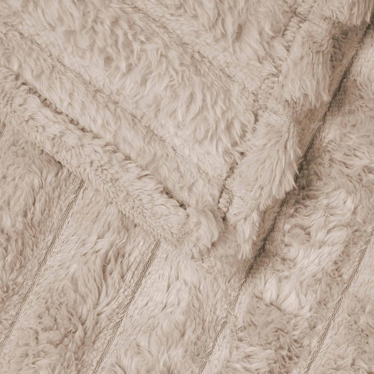 Throw Blankets 6 pcs Beige 270 x 240 cm 9.94 kg Fleece