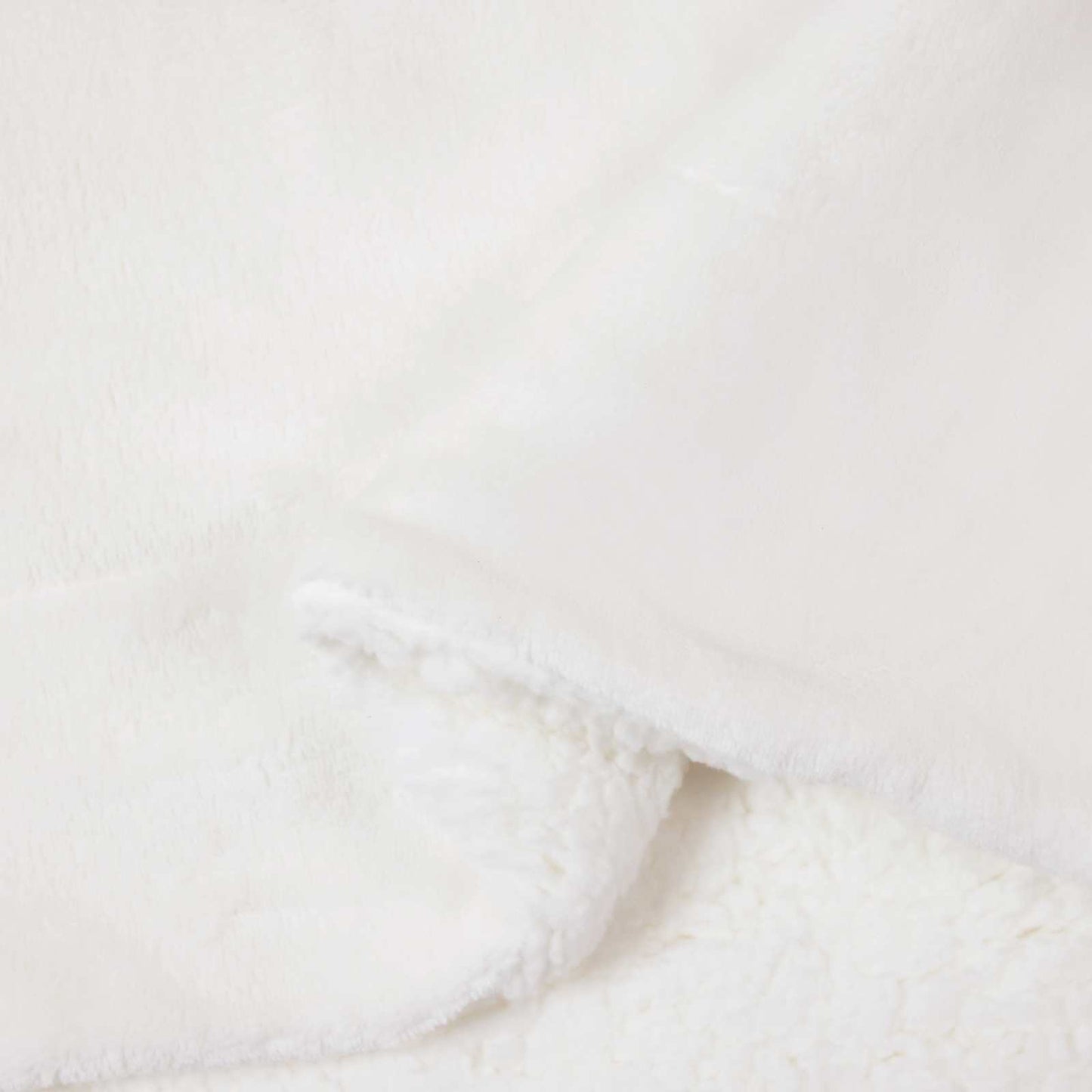 Throw Blanket White 240 x 270 cm 3.17 kg Fleece