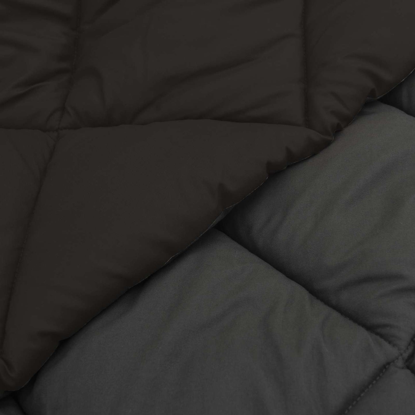 Full Year Duvet 200 x 220 cm 300 gsm Black and Anthracite