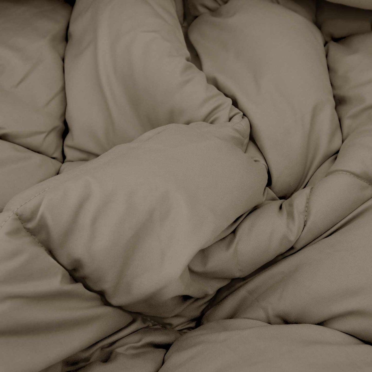 Winter Duvet 140 x 220 cm 450 gsm Microfiber (100% Polyester)